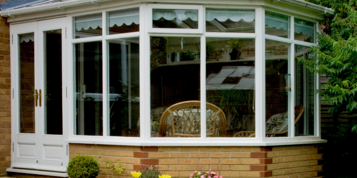 You are currently viewing Spray Paint Conservatory: A Cost Effective Way to Refresh Your Home